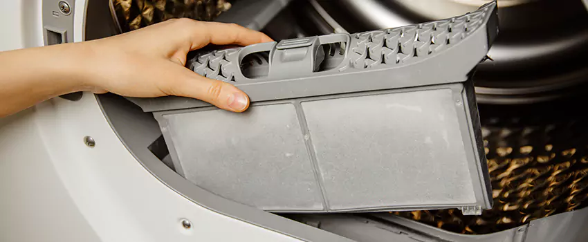 Signs Of A Clogged Dryer Lint Trap in New Bedford, Massachusetts